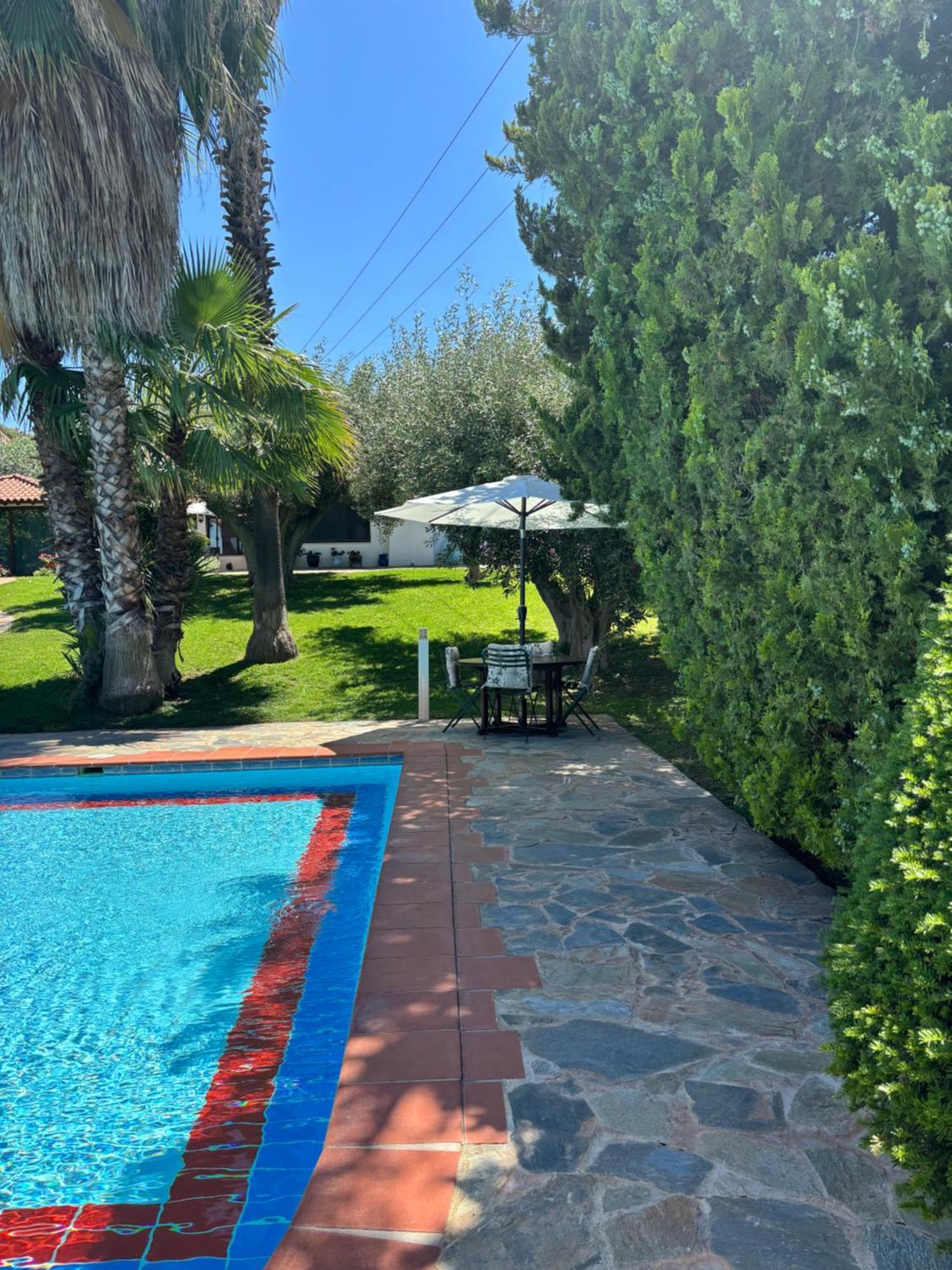 Country House With Pool And Big Garden Oropos Exterior foto